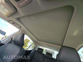 2025 Toyota Camry XLE - miniatura 11