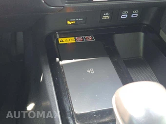 2025 Toyota Camry XLE - miniatura 26