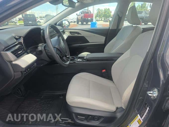 2025 Toyota Camry XLE - miniatura 3