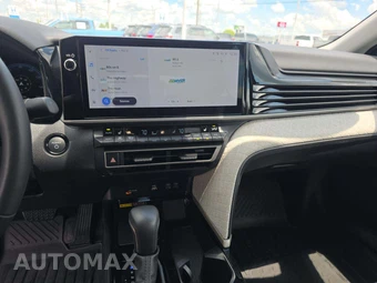 2025 Toyota Camry XLE - miniatura 7