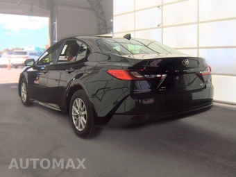 2025 Toyota Camry XLE - miniatura 8