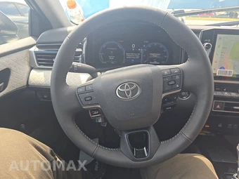 2025 Toyota Camry XLE - miniatura 10