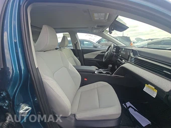 2025 Toyota Camry XLE - miniatura 8