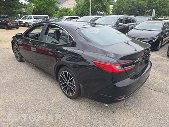 2025 Toyota Camry XLE - miniatura 2