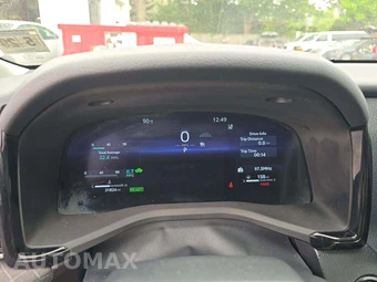 2025 Toyota Camry XLE - miniatura 9