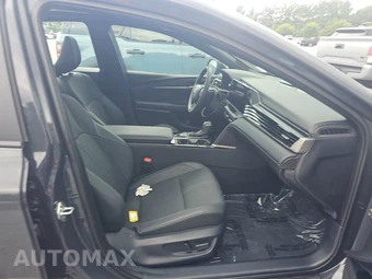 2025 Toyota Camry XSE - miniatura 8