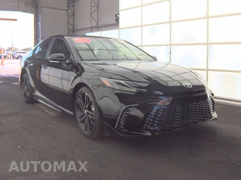 2025 Toyota Camry XSE - miniatura 3