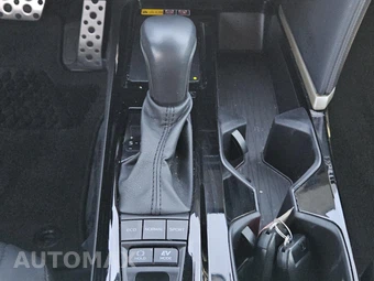 2025 Toyota Camry XSE - miniatura 14