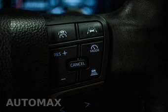 2025 Toyota Camry XSE - miniatura 19
