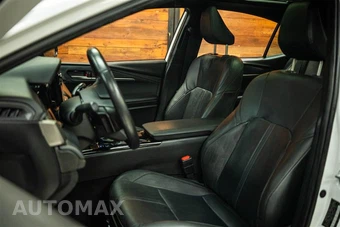 2025 Toyota Camry XSE - miniatura 9