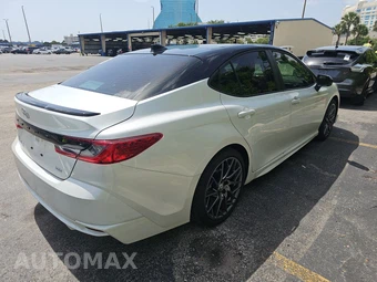 2025 Toyota Camry XSE - miniatura 4