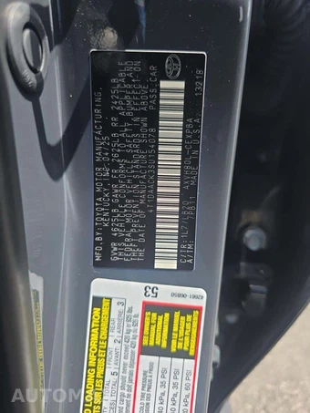 2025 Toyota Camry XSE - miniatura 2