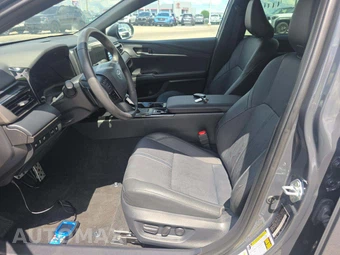 2025 Toyota Camry XSE - miniatura 3
