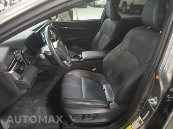 2025 Toyota Camry XSE - miniatura 7