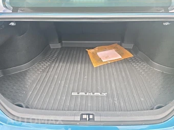 2025 Toyota Camry XSE - miniatura 13
