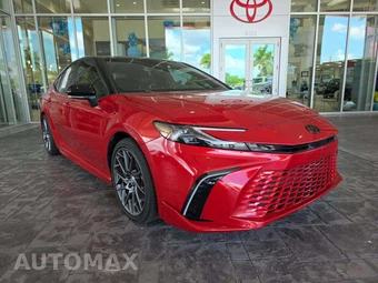 2025 Toyota Camry XSE - miniatura 4