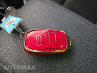 2025 Toyota Camry XSE - miniatura 8