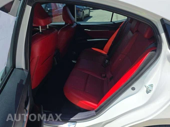 2025 Toyota Camry XSE - miniatura 13