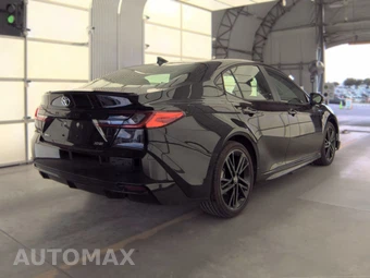 2025 Toyota Camry XSE - miniatura 4