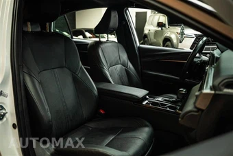 2025 Toyota Camry XSE - miniatura 14