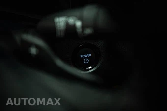 2025 Toyota Camry XSE - miniatura 18