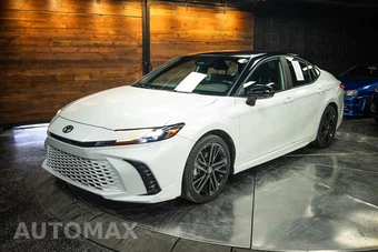 2025 Toyota Camry XSE - miniatura 2