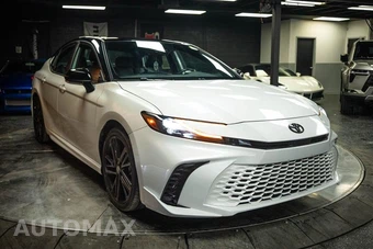 2025 Toyota Camry XSE - miniatura 5