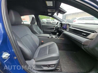 2025 Toyota Camry XSE – miniatura 15