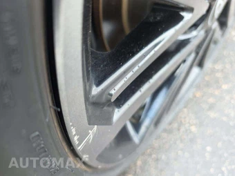 2025 Toyota Camry XSE – miniatura 19