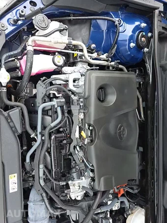 2025 Toyota Camry XSE – miniatura 23