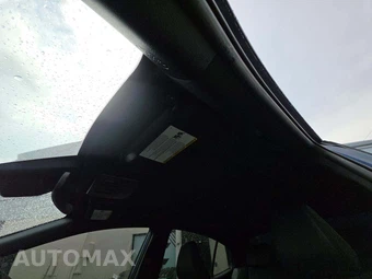 2025 Toyota Camry XSE – miniatura 8