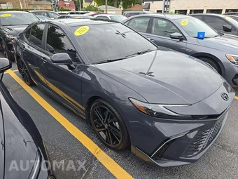 2025 Toyota Camry XSE - miniatura 4