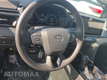 2025 Toyota Camry XSE - miniatura 10