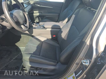 2025 Toyota Camry XSE - miniatura 7