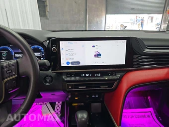 2025 Toyota Camry XSE - miniatura 10