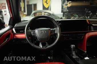 2025 Toyota Camry XSE - miniatura 18