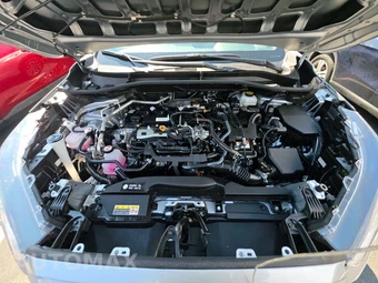 2025 Toyota Corolla Cross Hybrid S - miniatura 15