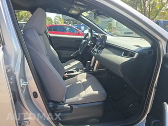 2025 Toyota Corolla Cross Hybrid S - miniatura 8