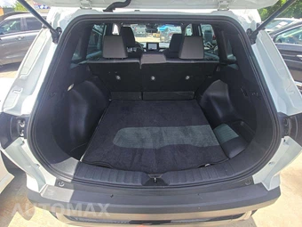 2025 Toyota Corolla Cross Hybrid S - miniatura 11