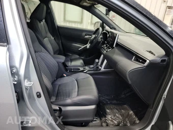 2025 Toyota Corolla Cross Hybrid XSE - miniatura 8