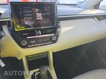 2025 Toyota Corolla Cross L - miniatura 11