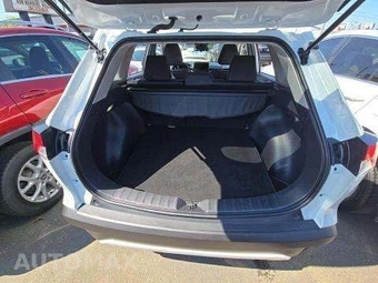 2025 Toyota Corolla Cross LE - miniatura 15