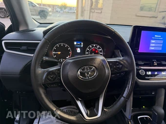 2025 Toyota Corolla Cross LE - miniatura 11