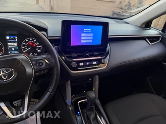 2025 Toyota Corolla Cross LE - miniatura 12