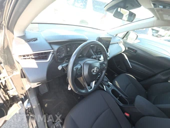 2025 Toyota Corolla Cross LE - miniatura 11