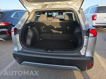 2025 Toyota Corolla Cross LE - miniatura 16