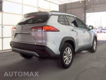 2025 Toyota Corolla Cross LE - miniatura 4