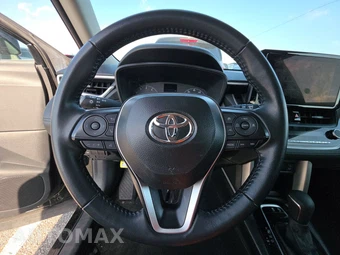 2025 Toyota Corolla Cross LE - miniatura 10