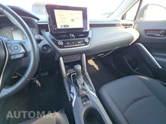 2025 Toyota Corolla Cross LE - miniatura 11