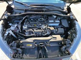2025 Toyota Corolla Cross LE - miniatura 15
